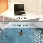 Workation Im Schwarzwald - Ruhig Mit Balkon & Pool 아파트 *
